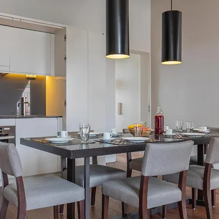8 Building 403 T2 - River & Garden View Appartamento