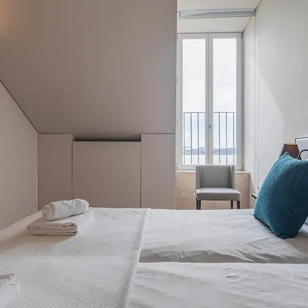 8 Building 403 T2 - River & Garden View