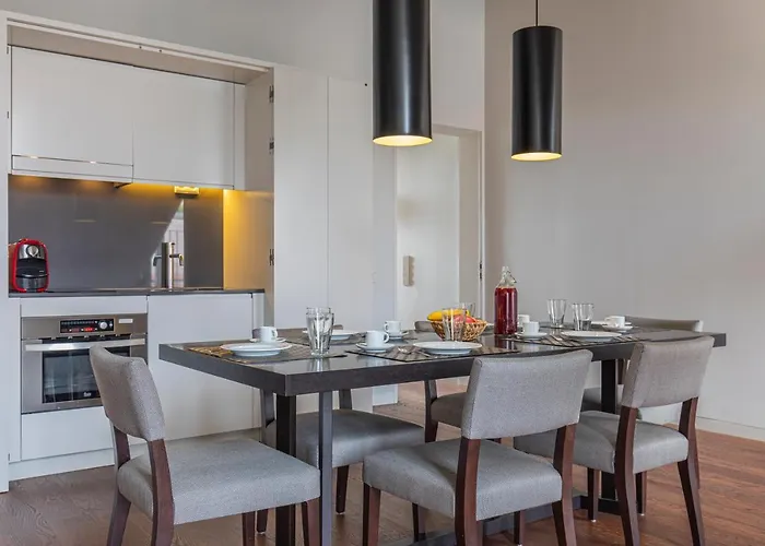 8 Building 403 T2 - River & Garden View Apartman
